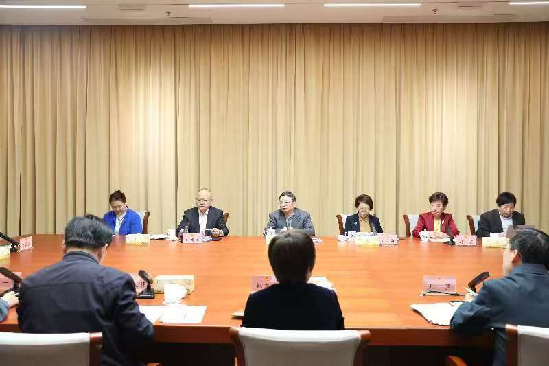 富申集团董事长作为领衔代表，修改《中华人民共和国城市房地产管理法》